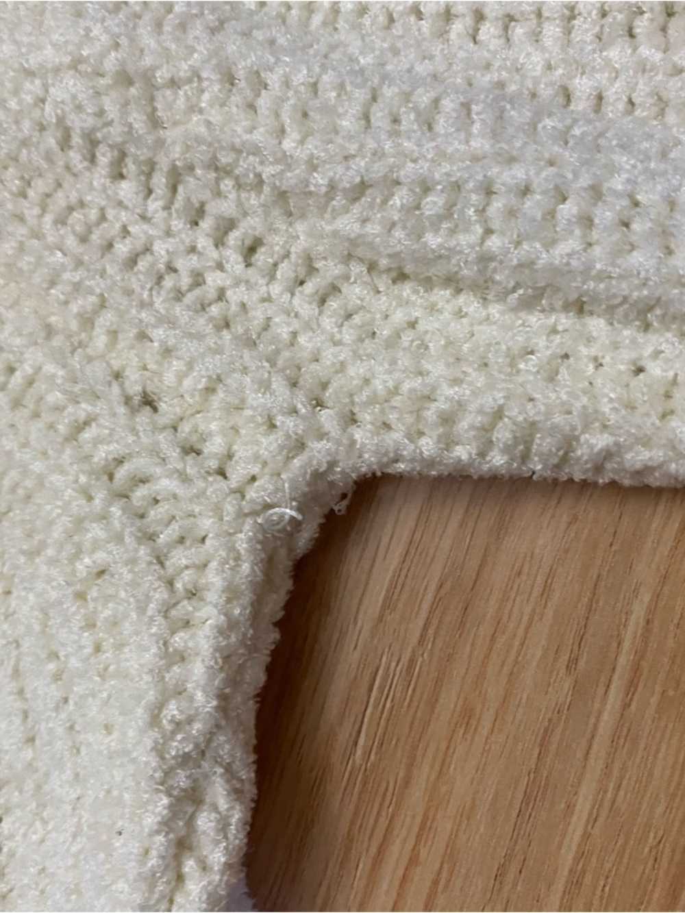 Aritzia Wilfred Essential Chenille Crewneck Sweater - Picture 6 of 16